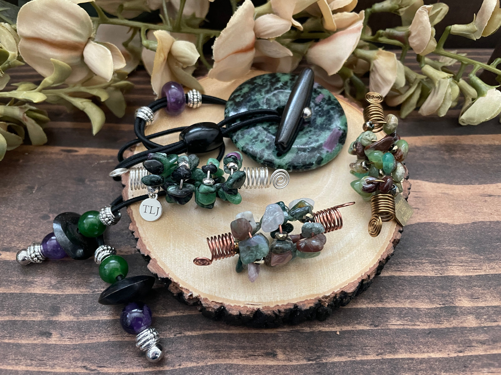 HUNTER GREEN ROSE Ruby Zoisite & Rhodonite Loc Lasso & Jewel SET