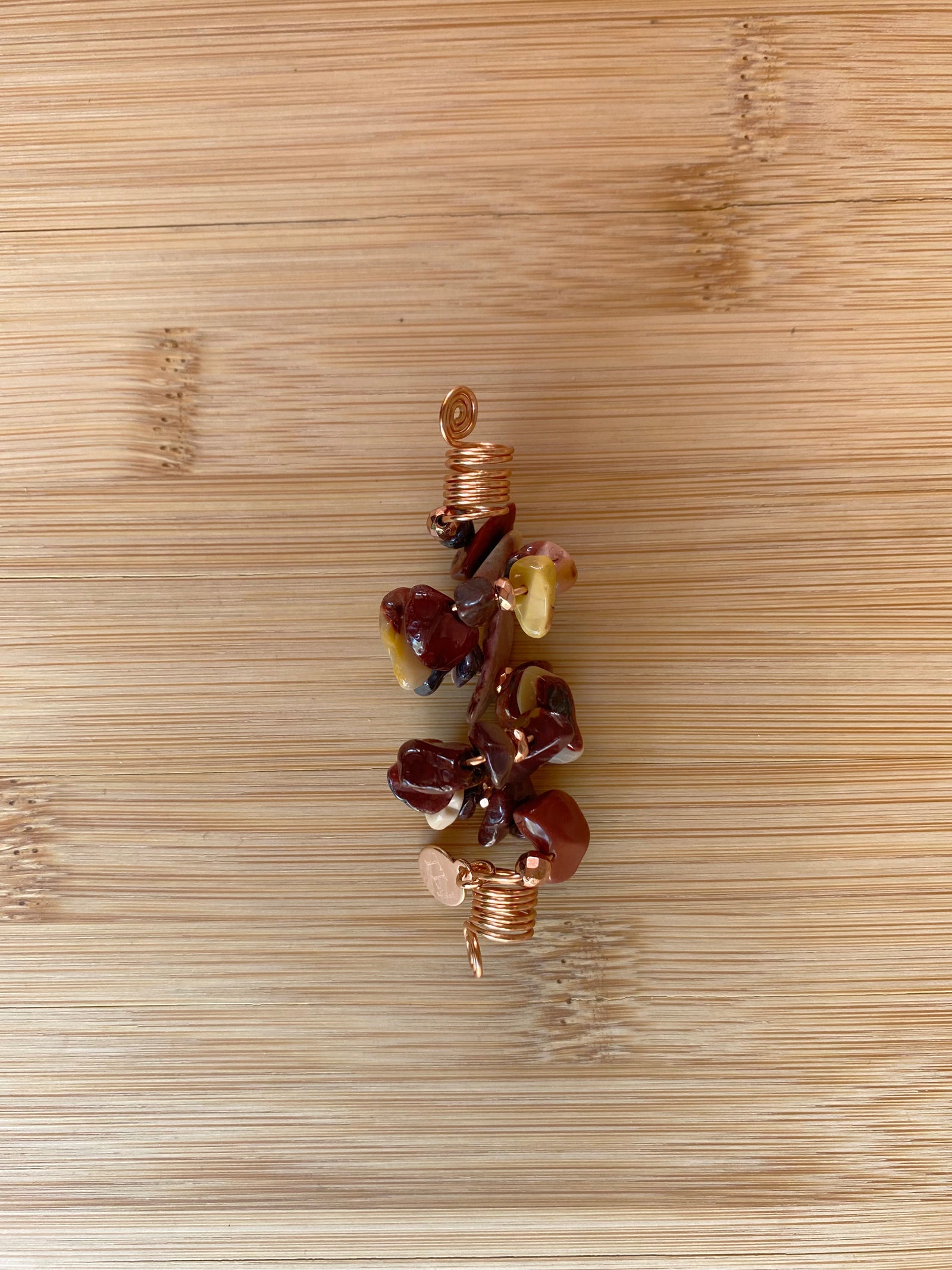 MAROON MAIZE MOOKAITE JASPER Chip Loc Jewel