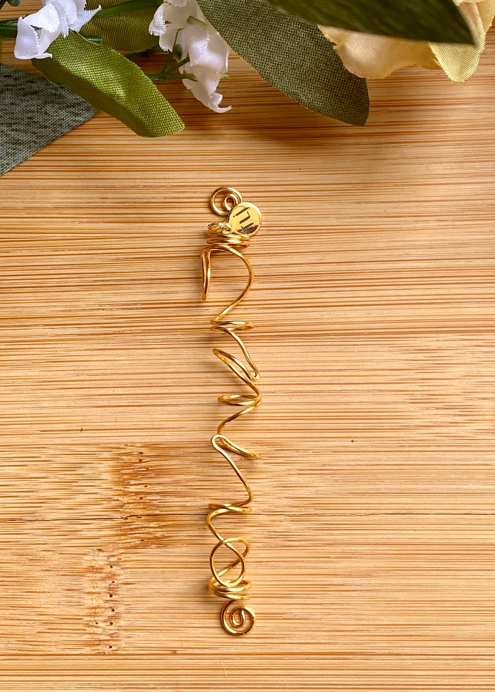 FAIR GAME Artistic Gold Wire-Wrap Loc Jewel