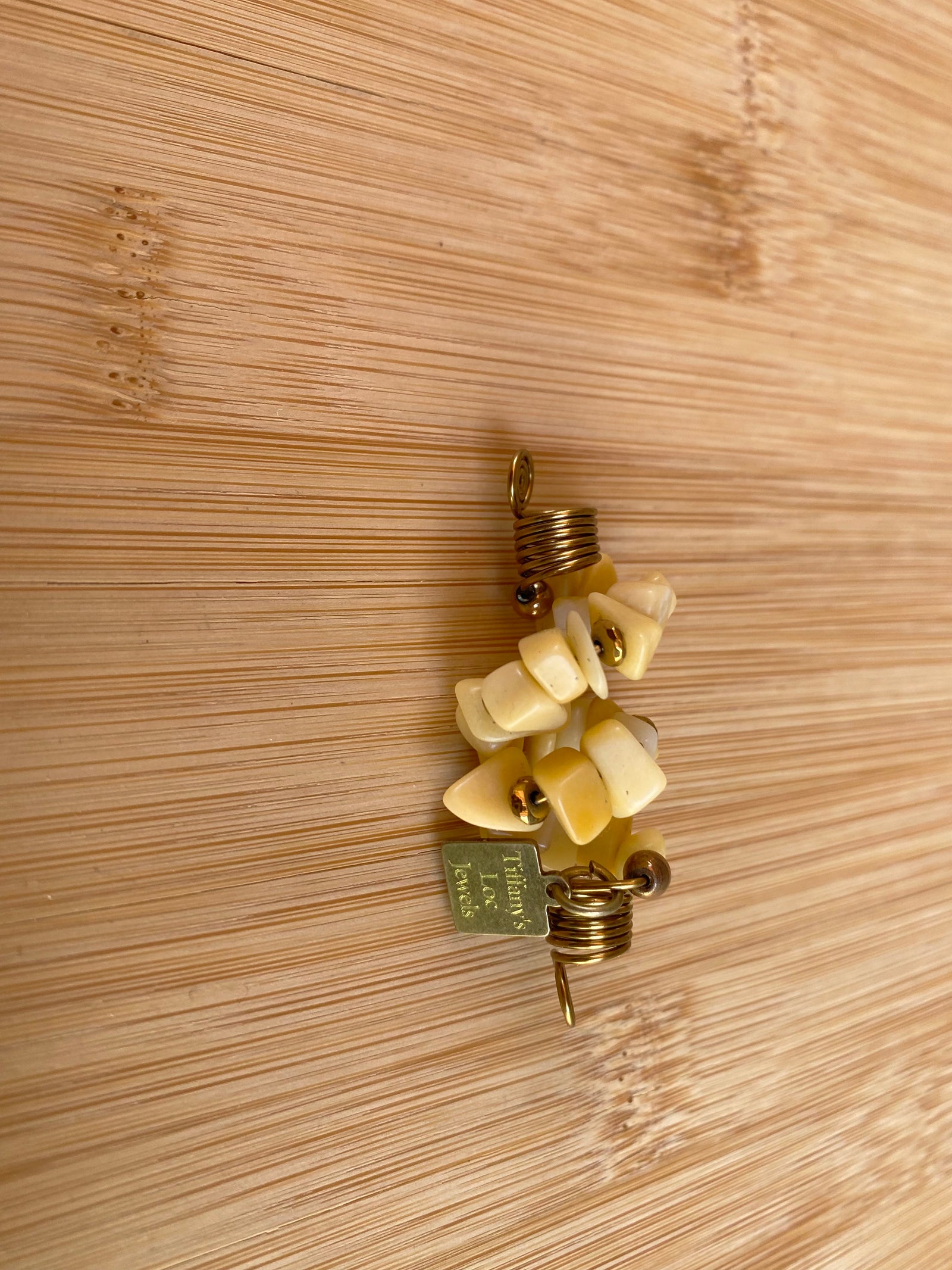 LAGUNA YELLOW JADE Chip Loc Jewel